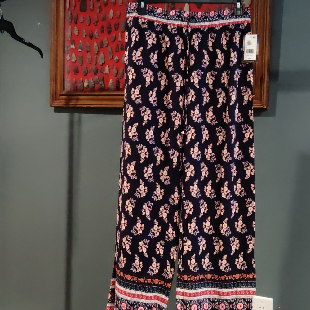 Soft pants - Picture 3 of 5
